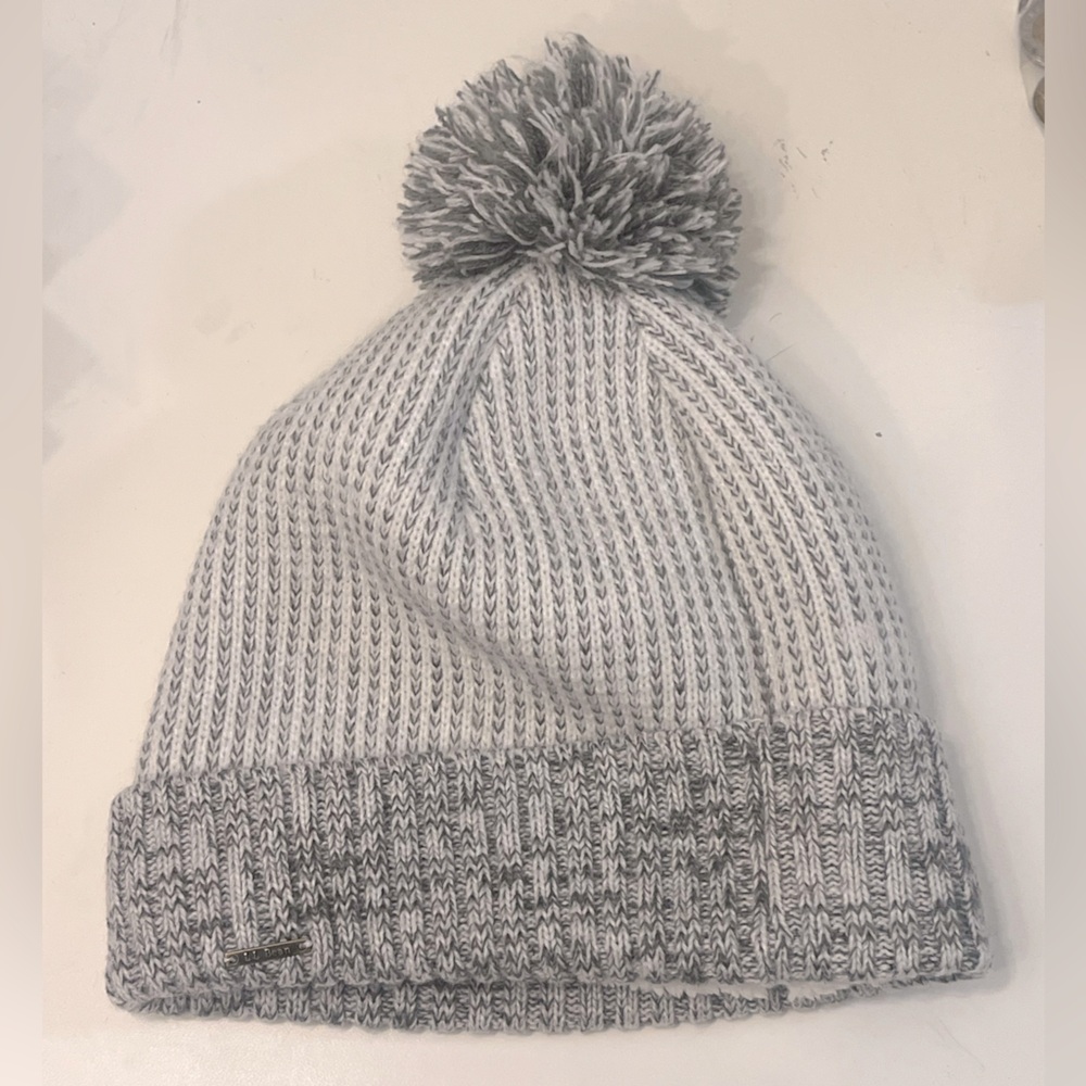 L.L bean wicked cozy toque with Pom Pom
